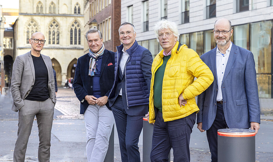 Marco Piehl, Franz-Josef Reuter, André Müller, Rainer M. Kresing und Prof. Dr. Joachim Hasebrook. Marco Piehl, Franz-Josef Reuter, André Müller, Rainer M. Kresing und Prof. Dr. Joachim Hasebrook.